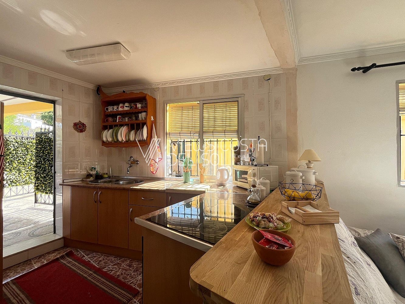 Pareado de 3 habitaciones en Vélez-Málaga en venta - 143.900 € (Ref: 8920263)