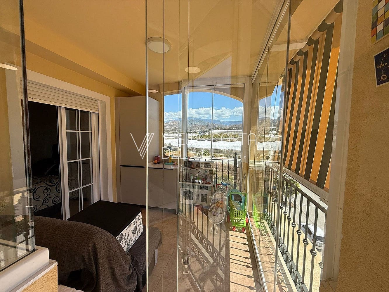 3 soveværelse Lejlighed til salg i Mezquitilla med swimmingpool - € 289.000 (Ref: 8990226)