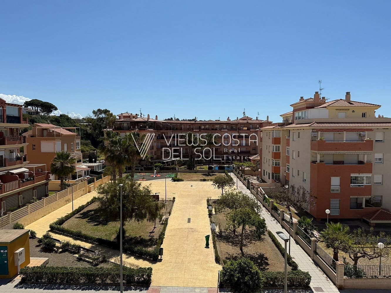 3 soveværelse Lejlighed til salg i Mezquitilla med swimmingpool - € 289.000 (Ref: 8990226)