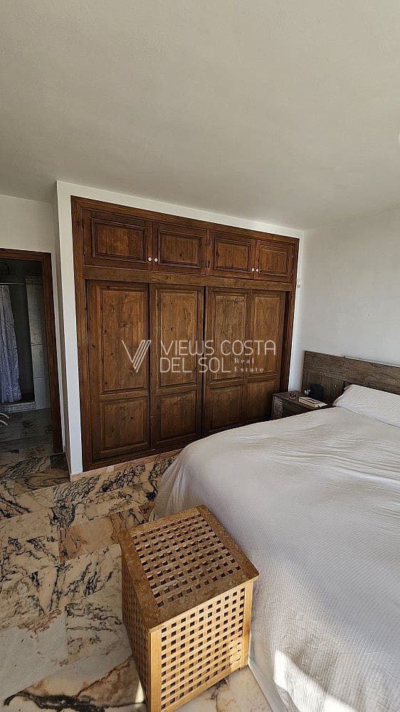 5 soveværelse Villa til salg i La Herradura med swimmingpool garage - € 1.180.000 (Ref: 9004100)