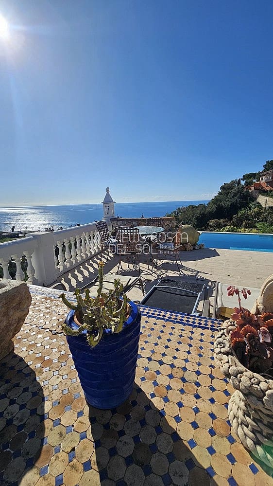 5 soveværelse Villa til salg i La Herradura med swimmingpool garage - € 1.180.000 (Ref: 9004100)