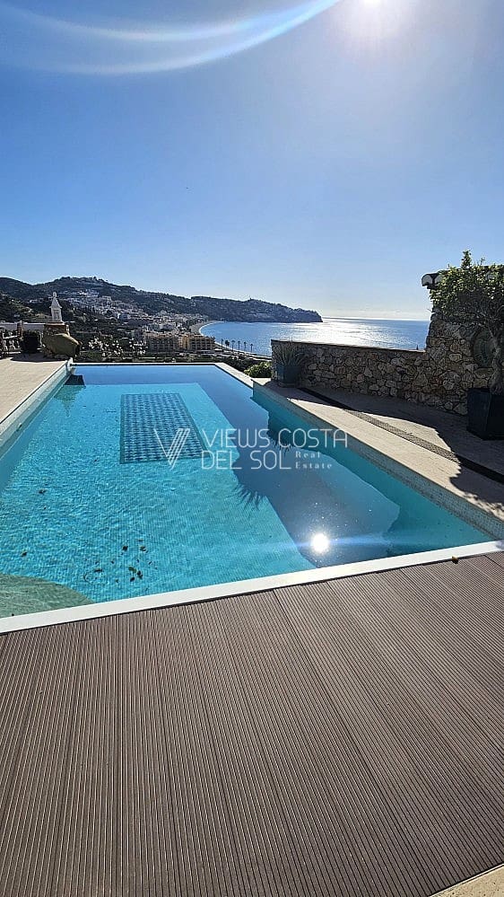 5 soveværelse Villa til salg i La Herradura med swimmingpool garage - € 1.180.000 (Ref: 9004100)