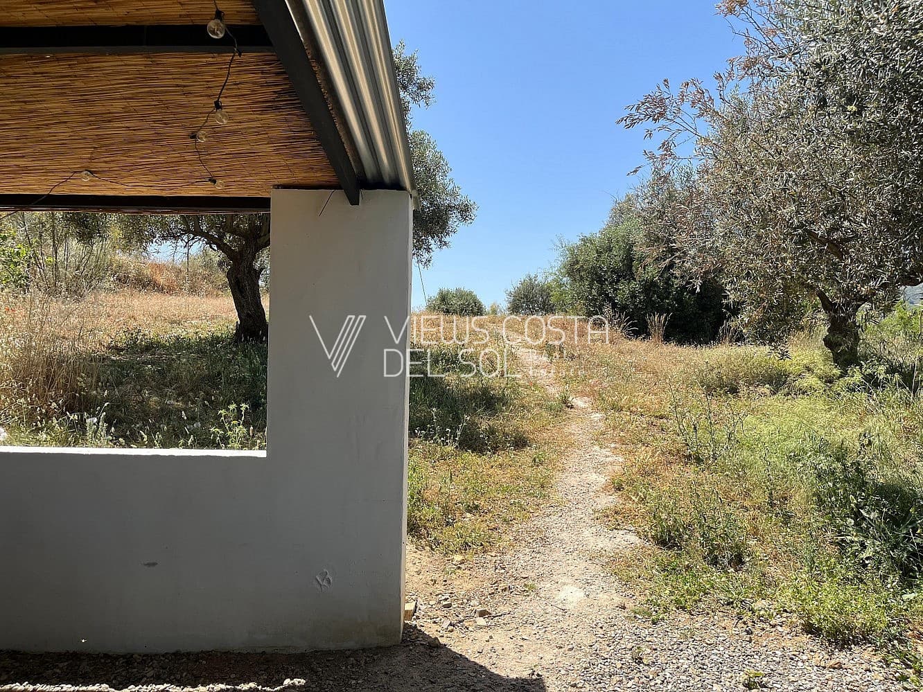 3 bedroom Villa for sale in Riogordo with pool - € 359,900 (Ref: 9022524)