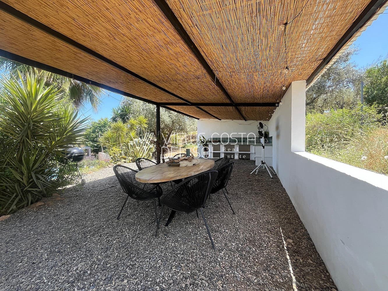 3 bedroom Villa for sale in Riogordo with pool - € 359,900 (Ref: 9022524)