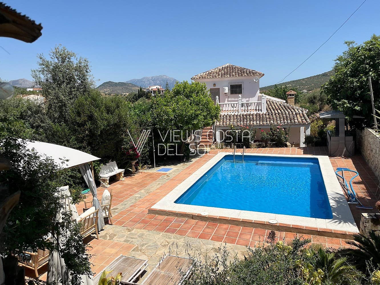 3 bedroom Villa for sale in Riogordo with pool - € 359,900 (Ref: 9022524)