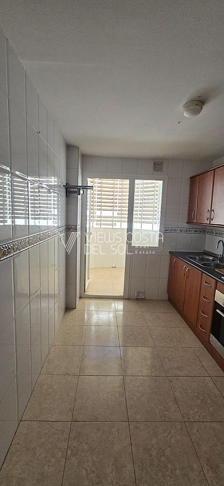 4 slaapkamer Appartement te koop in Torrox-Costa met zwembad - € 275.000 (Ref: 9133174)