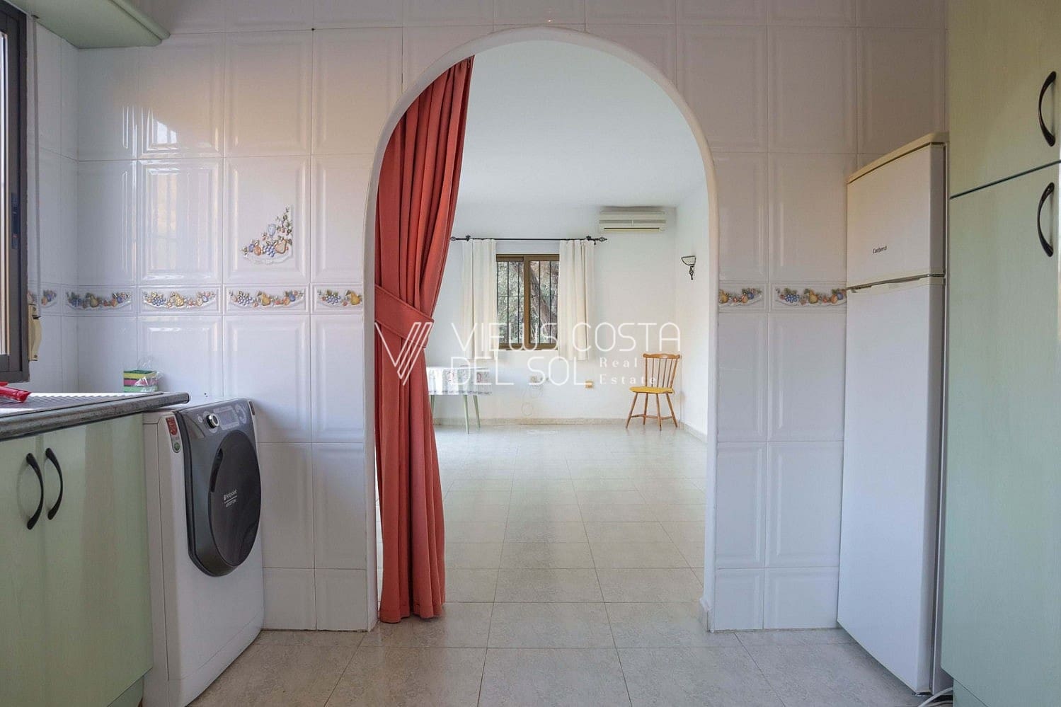 4 soveværelse Villa til salg i Torrox med garage - € 379.000 (Ref: 9170411)