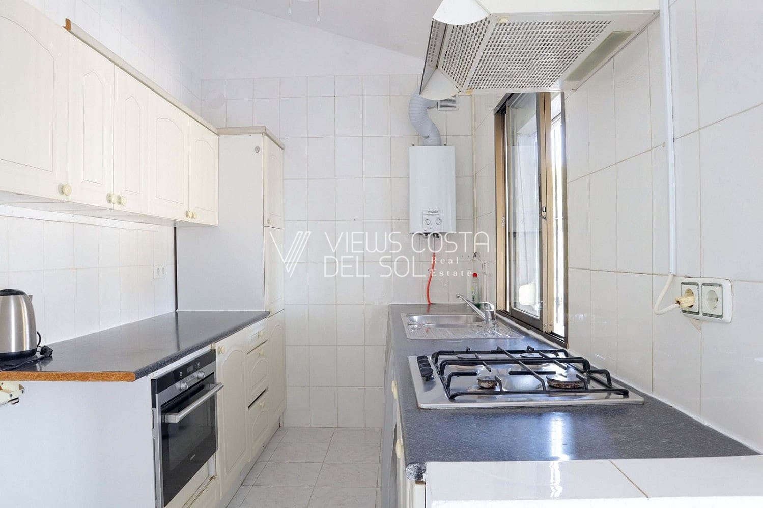 4 soveværelse Villa til salg i Torrox med garage - € 379.000 (Ref: 9170411)