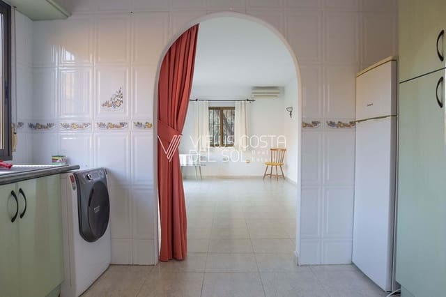 4 soveværelse Villa til salg i Torrox Pueblo, Torrox med garage - € 379.000 (Ref: 9170411)