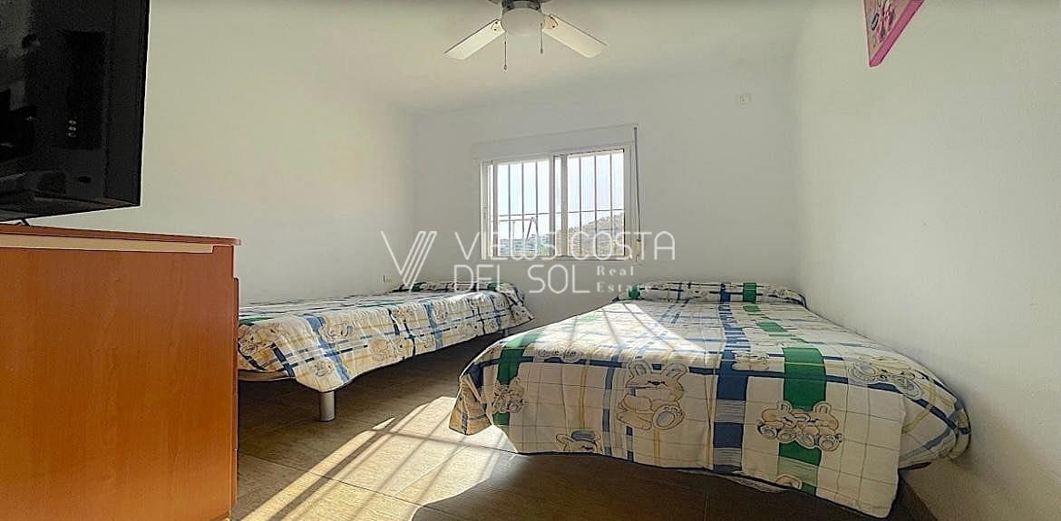3 bedroom Townhouse for rent in Rubite with pool garage - € 1,100 (Ref: 9258186)