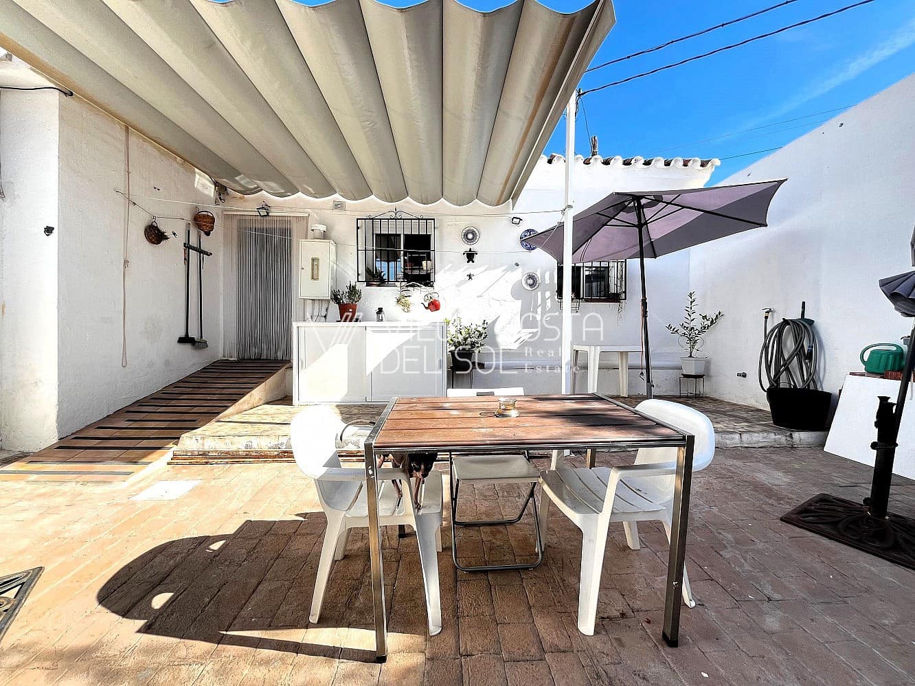 3 slaapkamer Rijtjeshuis te koop in Torrox - € 345.000 (Ref: 9329886)