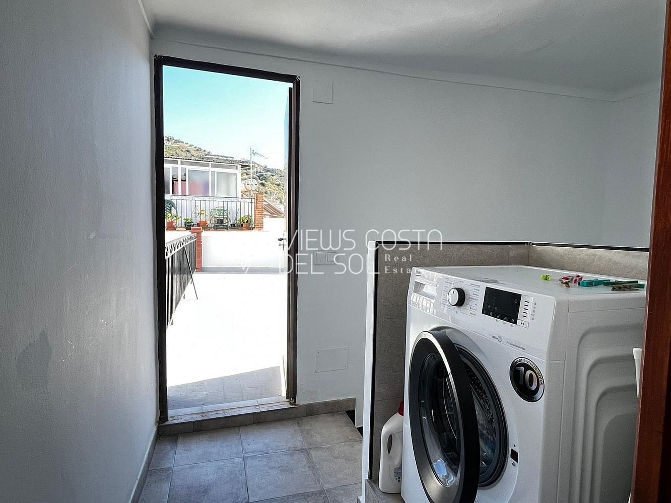 3 soverom Hus til leie i Algarrobo - € 850 (Ref: 9409334)