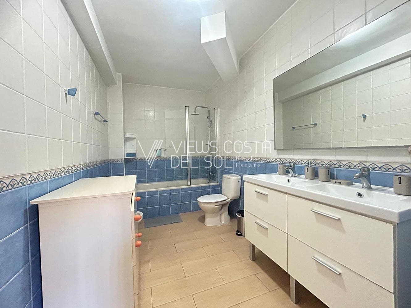 1 Zimmer Apartment zu vermieten in Nerja mit Pool Garage - 750 € (Ref: 9469018)