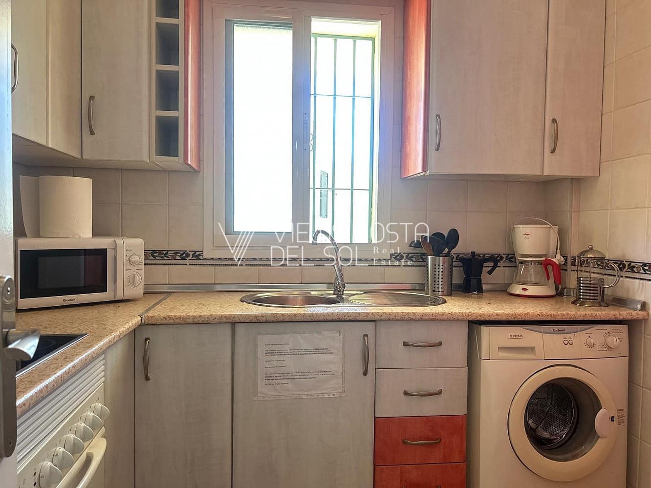 1 Zimmer Apartment zu vermieten in Nerja mit Pool Garage - 750 € (Ref: 9469018)