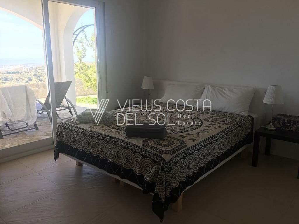 3 slaapkamer Villa te huur in Algarrobo met zwembad - € 2.200 (Ref: 9516575)