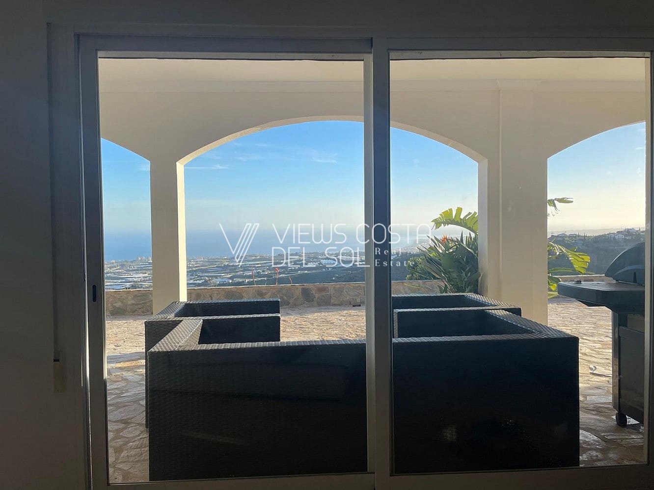 3 slaapkamer Villa te huur in Algarrobo met zwembad - € 2.200 (Ref: 9516575)