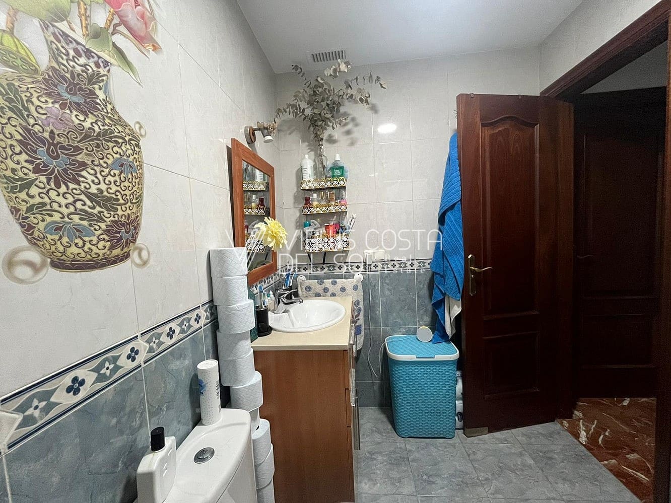 2 bedroom Apartment for sale in Velez-Malaga - € 247,000 (Ref: 9532515)