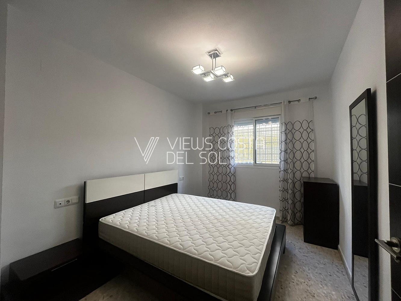 3 quarto Apartamento para arrendar em Velez-Malaga - 1 200 € (Ref: 9532516)