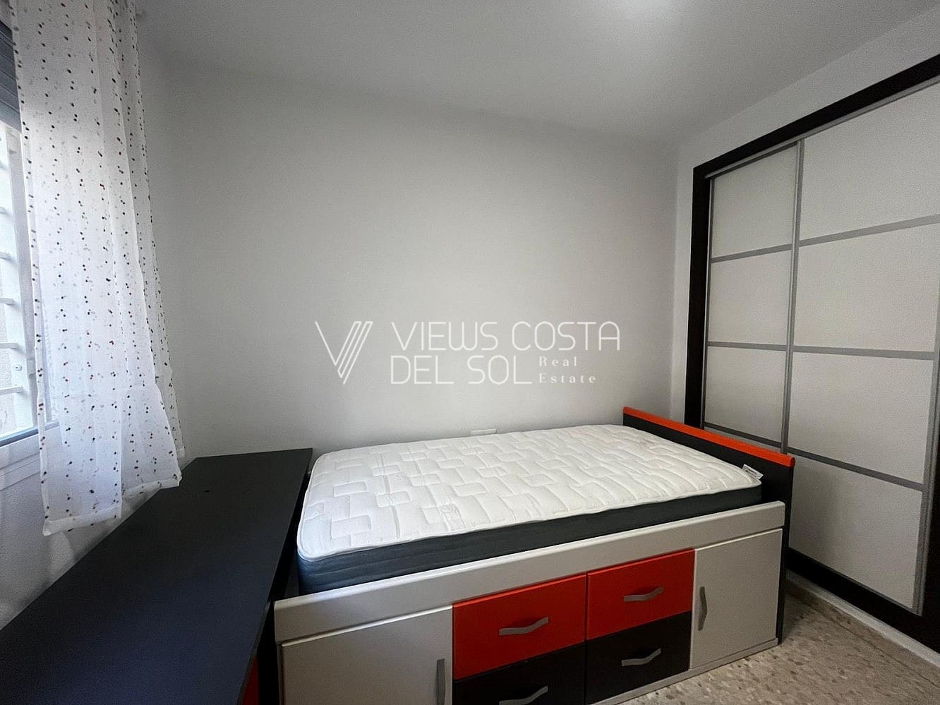 3 quarto Apartamento para arrendar em Velez-Malaga - 1 200 € (Ref: 9532516)