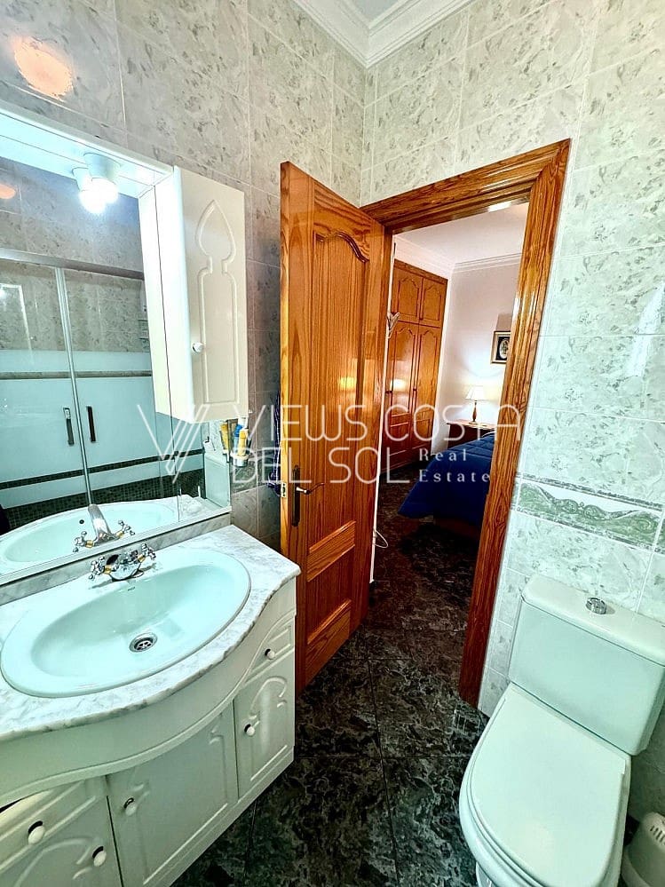 3 bedroom Villa for sale in Lagos - € 429,000 (Ref: 9606421)