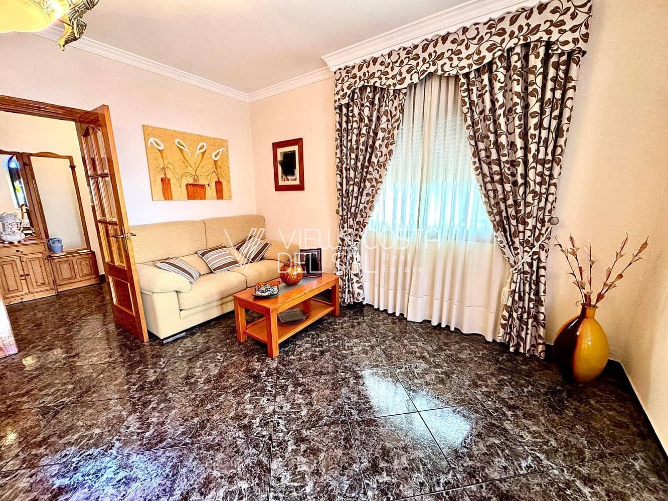 3 bedroom Villa for sale in Lagos - € 429,000 (Ref: 9606421)