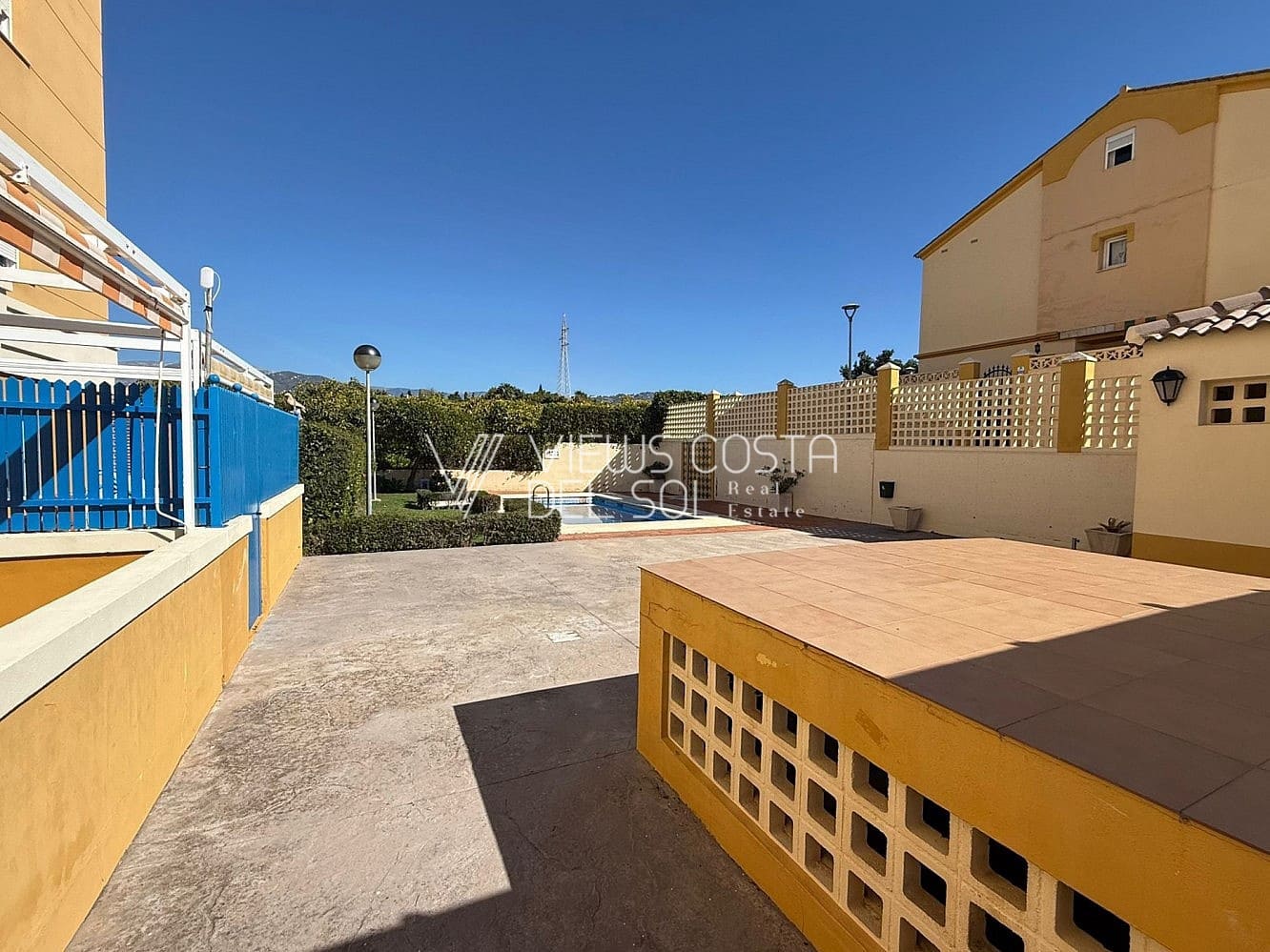 3 sypialnia Apartament na sprzedaż w Algarrobo Costa z basenem - 320 000 € (Ref: 9624266)