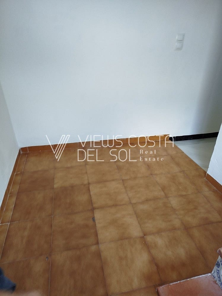 Chalet de 2 habitaciones en Benamocarra en venta - 124.000 € (Ref: 9653055)