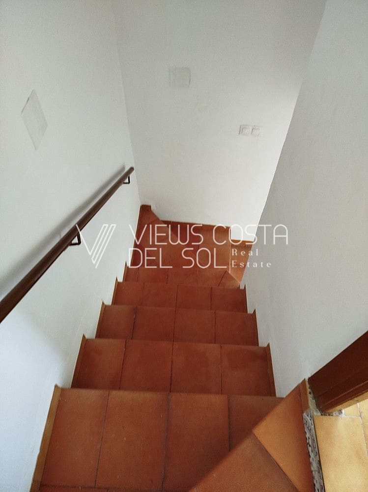 Chalet de 2 habitaciones en Benamocarra en venta - 124.000 € (Ref: 9653055)