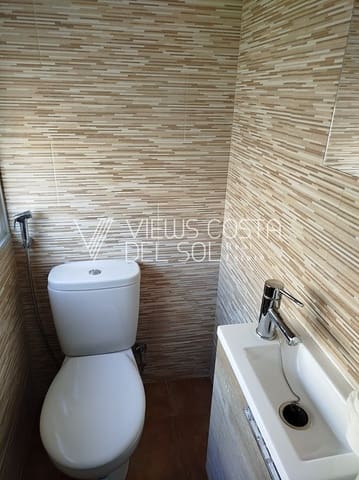 Chalet de 2 habitaciones en Benamocarra en venta - 124.000 € (Ref: 9653055)