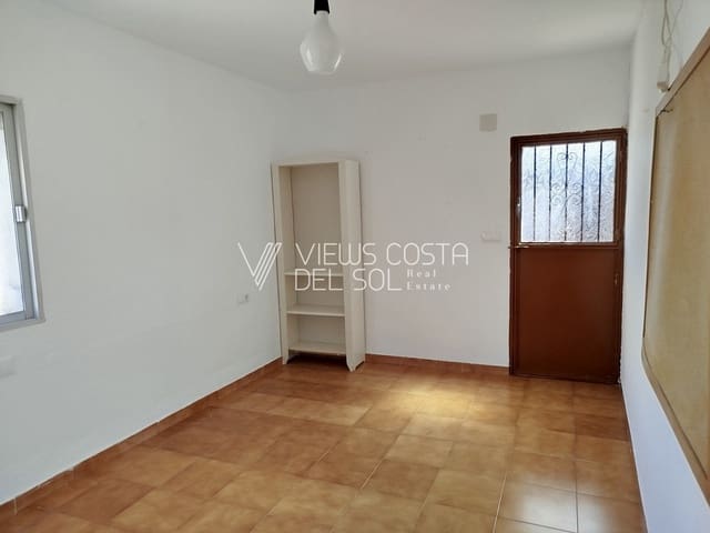 Chalet de 2 habitaciones en Benamocarra en venta - 124.000 € (Ref: 9653055)