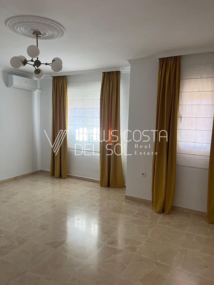4 camera da letto Casa da affittare in Velez-Malaga con garage - 1.500 € (Rif: 9667113)