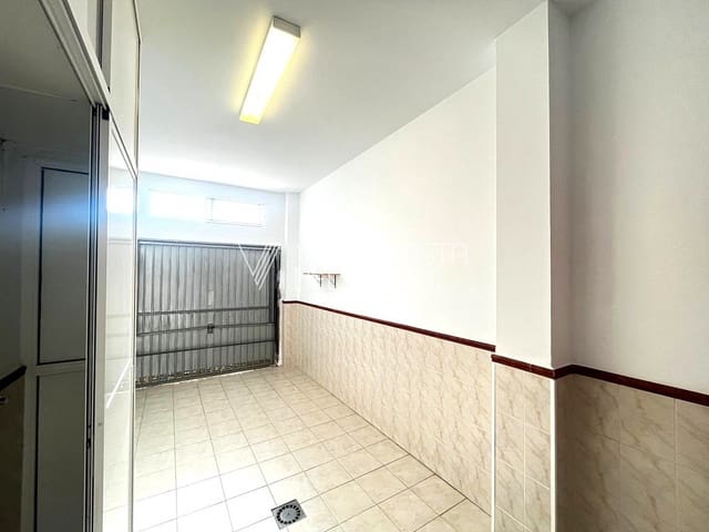 Casa de 4 habitaciones en Vélez-Málaga en alquiler con garaje - 1.500 € (Ref: 9667113)