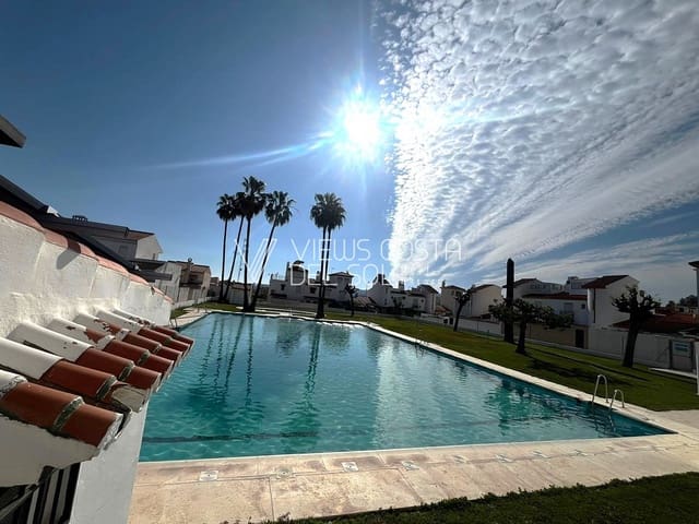 Casa de 4 habitaciones en Vélez-Málaga en alquiler con garaje - 1.500 € (Ref: 9667113)