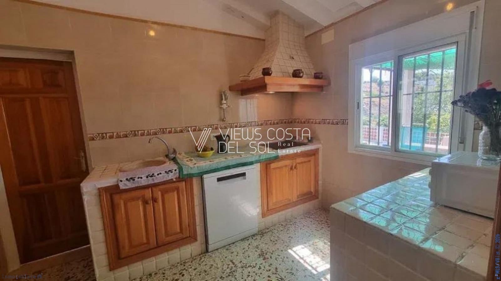 4 sovrum Hus till salu i Frigiliana med pool garage - 420 000 € (Ref: 9669245)