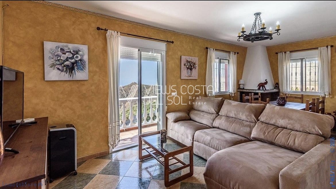 3 quarto Casa em Banda para venda em Torrox com piscina garagem - 420 000 € (Ref: 9684375)