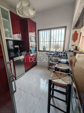 5 sovrum Hus till salu i Centro, Nerja med pool garage - 1 095 000 € (Ref: 9684376)