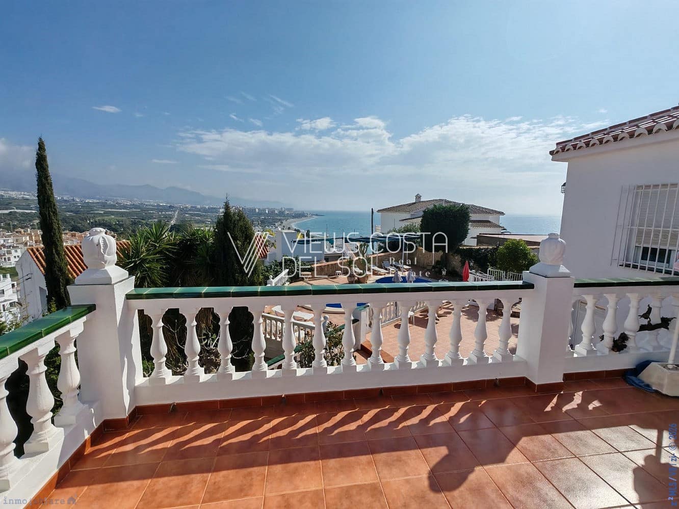 5 sovrum Hus till salu i Nerja med pool garage - 1 095 000 € (Ref: 9684376)