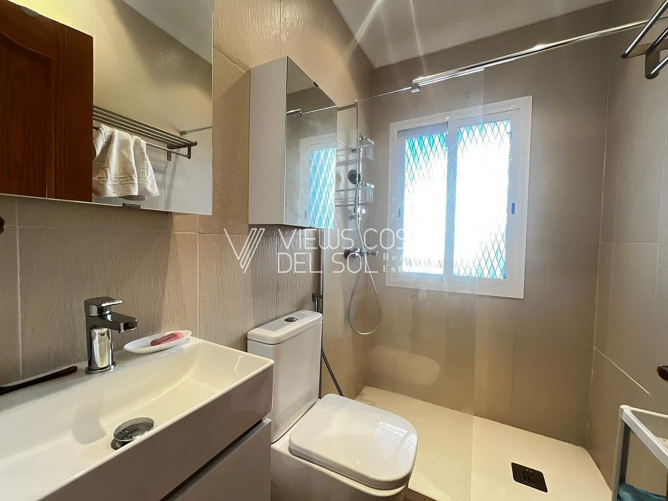 4 bedroom Townhouse for rent in Algarrobo - € 2,000 (Ref: 9708191)