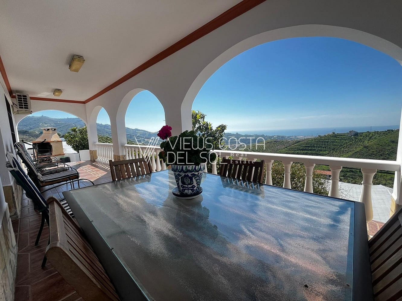 4 bedroom Townhouse for rent in Algarrobo - € 2,000 (Ref: 9708191)