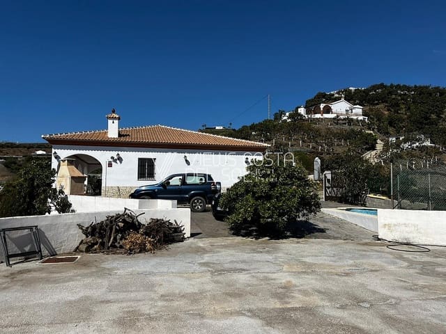 Casa de 4 habitaciones en Algarrobo en alquiler - 2.000 € (Ref: 9708191)