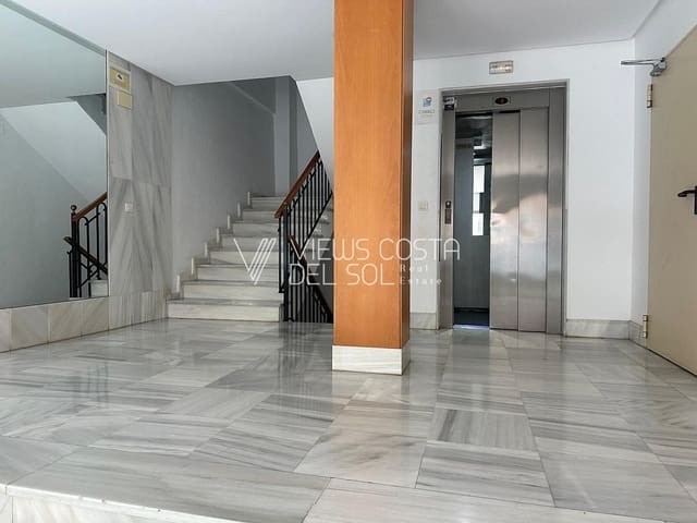 Apartamento de 2 habitaciones en Torre del Mar, Vélez-Málaga en venta - 289.000 € (Ref: 9715689)