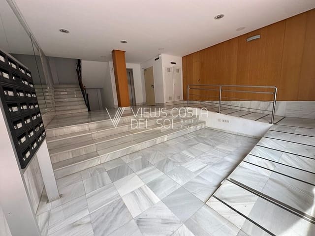 Apartamento de 2 habitaciones en Torre del Mar, Vélez-Málaga en venta - 289.000 € (Ref: 9715689)