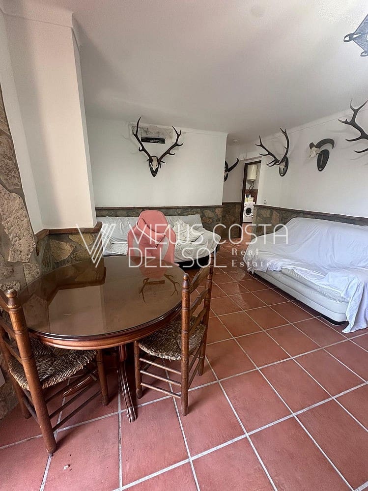 4 bedroom Villa for sale in Caleta de Velez with pool - € 649,900 (Ref: 9720610)