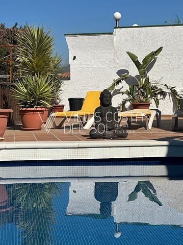 4 camera da letto Villa in vendita in Caleta de Vélez, Vélez-Málaga con piscina - 649.900 € (Rif: 9720610)