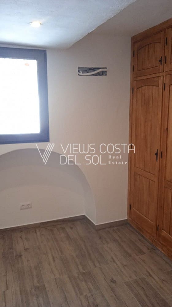 2 soverom Hus til leie i Frigiliana med garasje - € 850 (Ref: 9804871)