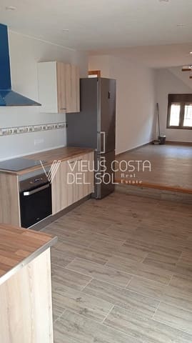 2 sovrum Hus att hyra i Frigiliana med garage - 850 € (Ref: 9804871)