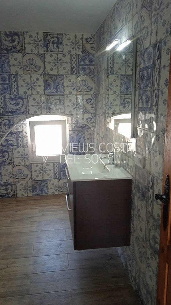 2 soverom Hus til leie i Frigiliana med garasje - € 850 (Ref: 9804871)