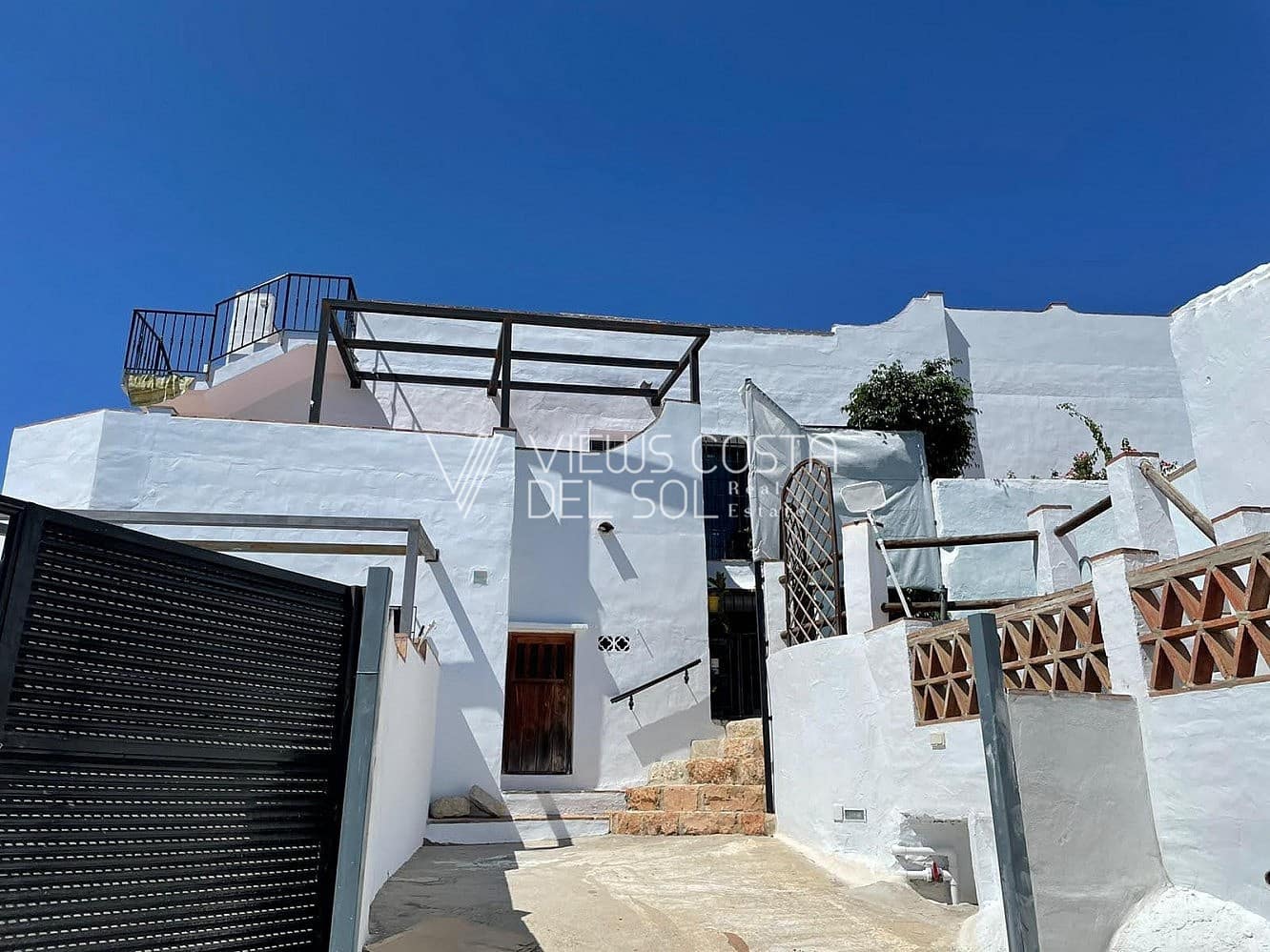 2 soverom Hus til leie i Frigiliana med garasje - € 850 (Ref: 9804871)