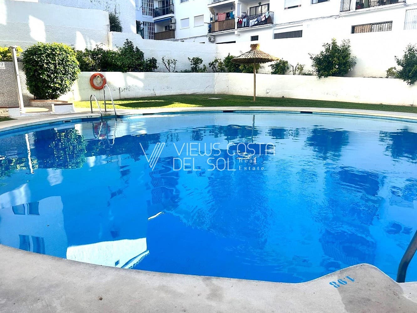 2 quarto Apartamento para arrendar em Nerja com piscina garagem - 1 200 € (Ref: 9807186)