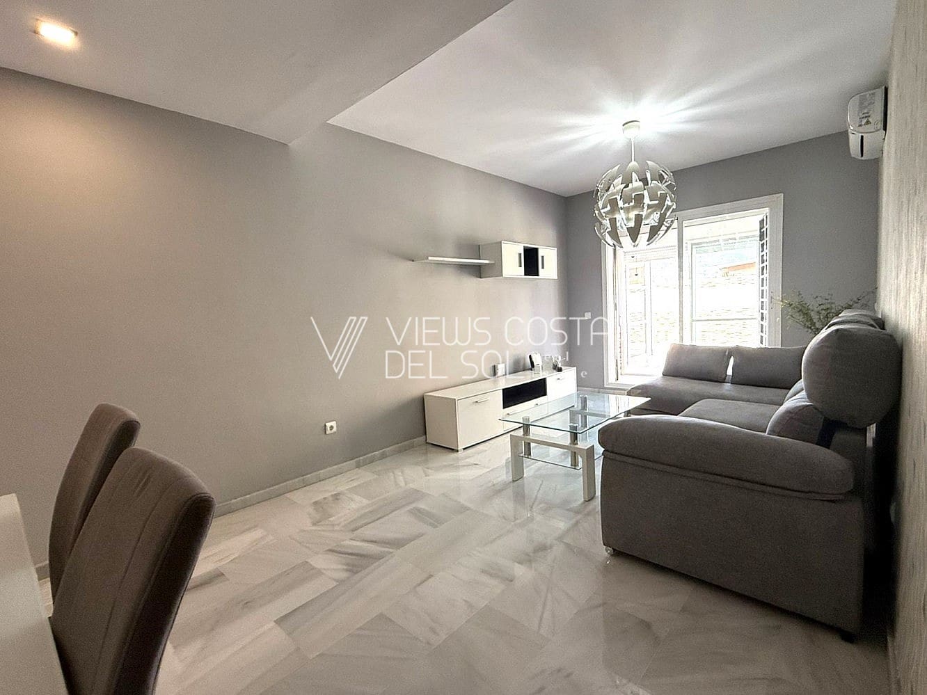2 soverom Leilighet til salgs i Caleta de Velez med svømmebasseng - € 329 000 (Ref: 9809842)